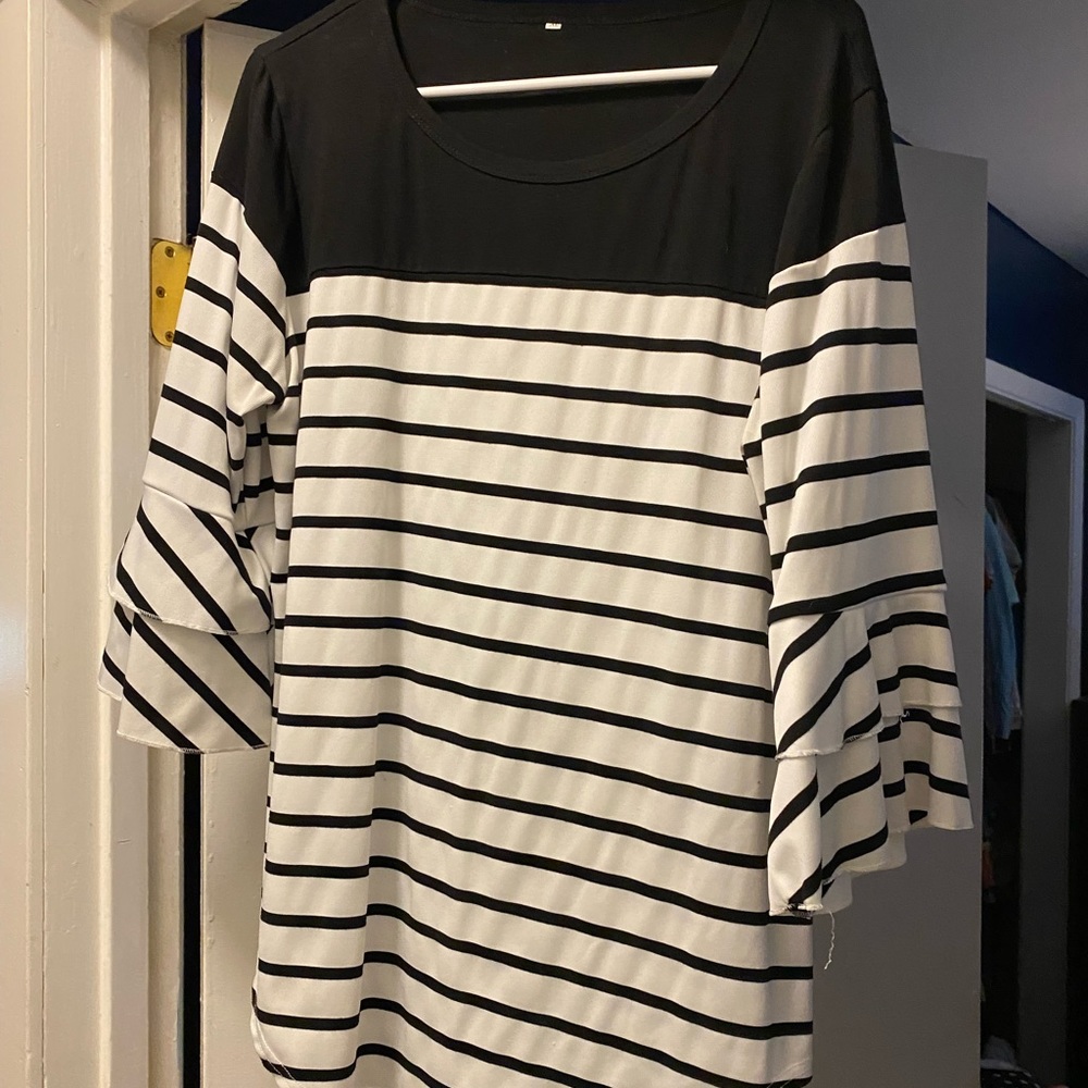 Black and white bell sleeve dress shirt